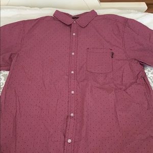 Men’s collared shirt